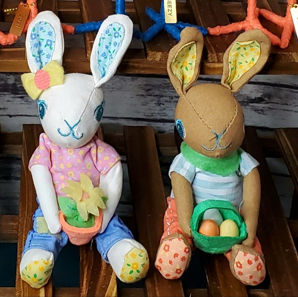 Target Spritz Girl and Boy Bunnies Spring Easter 2021 HTF